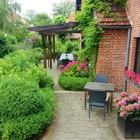 Schuster 아파트 *